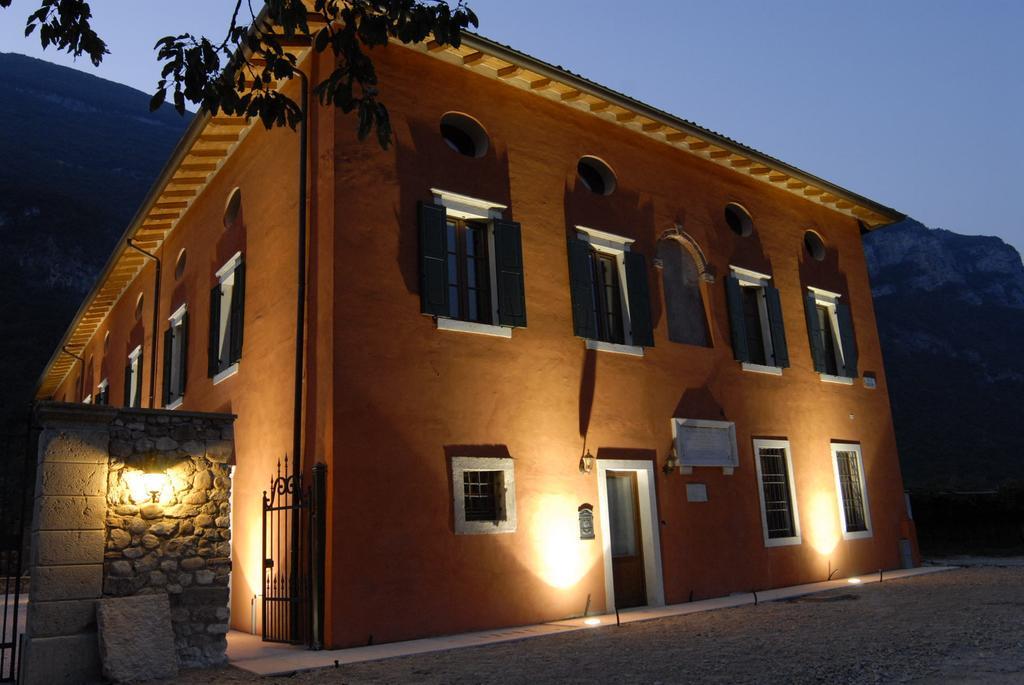 Agriturismo Al Palazzo Rivalta di Brentino Ngoại thất bức ảnh